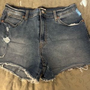 Levi jeans shorts